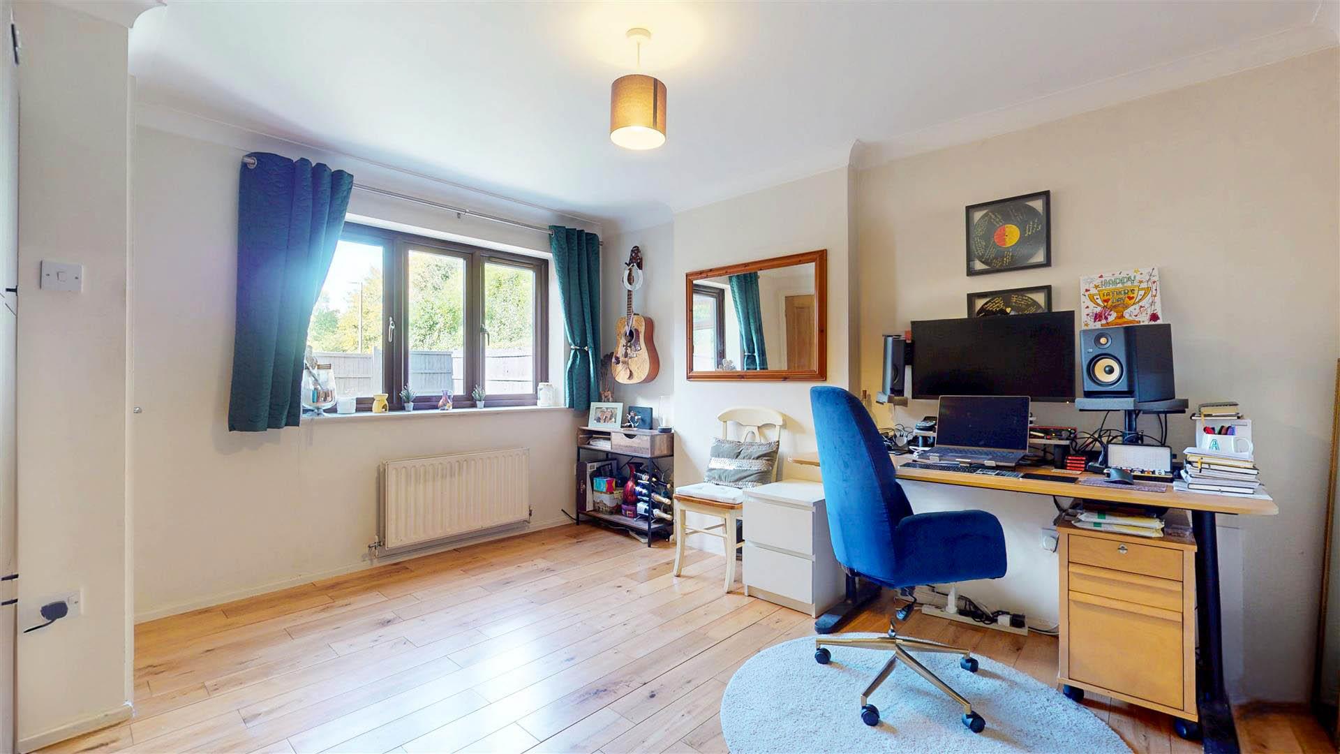 Lullingstone Drive, Bancroft Park, Milton Keynes